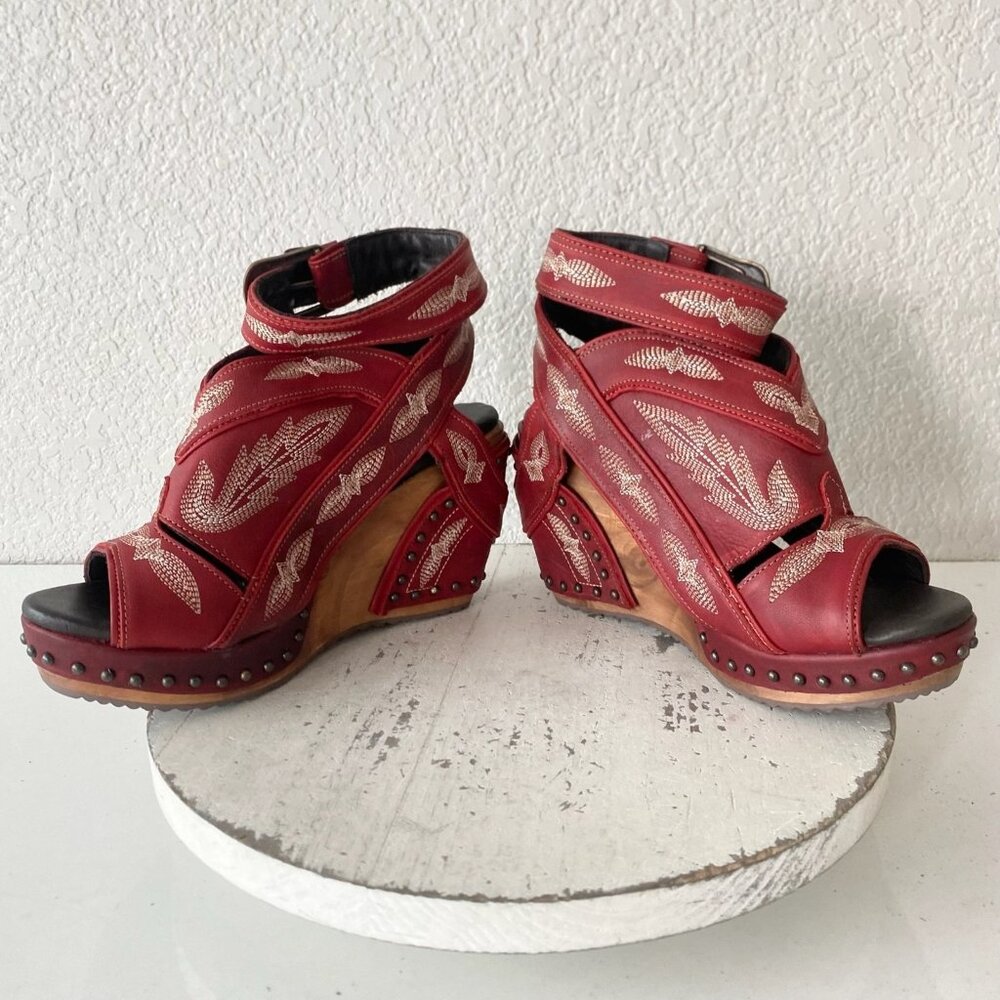 Lane Boots LEXINGTON Womens Red Wedges 7.5 Western Sandals Cowgirl Wooden Heels - Picture 7 of 11